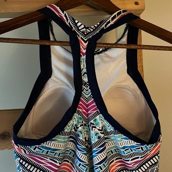 Women’s Geometric Aztec print Swim Tankini sz S built in shelf bra strappy back - Picture 3 of 6